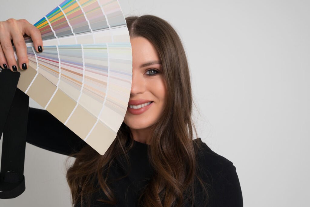 Coloração pessoal: Como as cores certas podem impulsionar sua carreira
