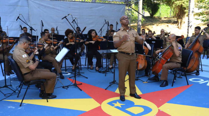 Teatro Arena Buritis recebe concerto da Orquestra Sinfônica da PMMG em homenagem às crianças e professores