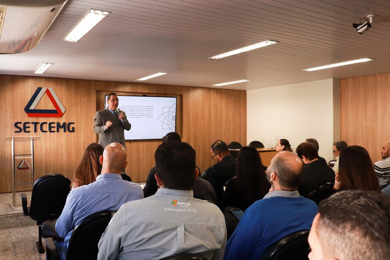 Capacitacao-auxilia-no-ajuste-das-operacoes-das-empresas-do-setor-foto-Arquivo-Setcemg-_Easy-Resize.com_ Notícias