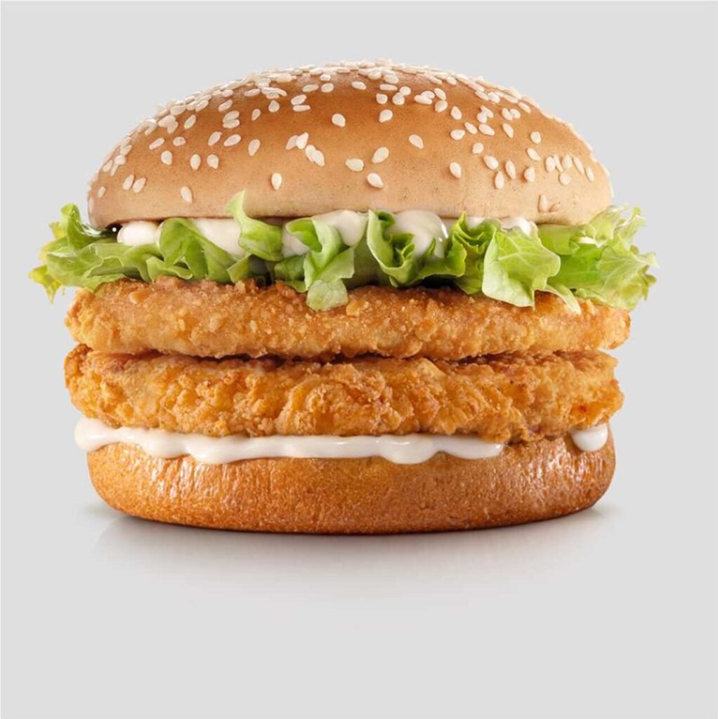 Simplesmente arte: McChicken Duplo e Lemon Pepper são os novos membros da família McChicken