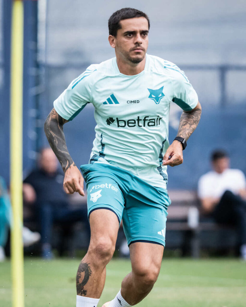 54385996852-91c4723d69-k_Easy-Resize.com_-819x1024 Jogadores falam sobre expectativas do Cruzeiro no Brasileirão 2025