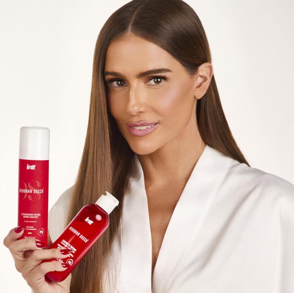 Deborah Secco quebra tabus e lança linha inovadora de cuidados íntimos femininos