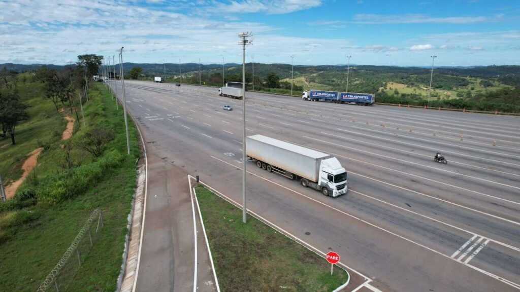 Agenda semanal de obras na BR-040, entre Belo Horizonte e Cristalina 