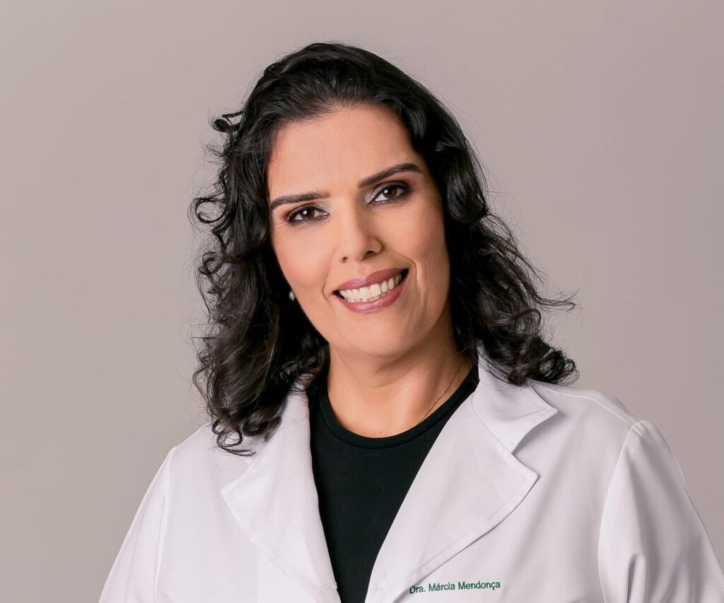 Dra-Marcia-Mendonca_Easy-Resize.com_-1024x854 Endometriose: como a inteligência artificial e a inovação tecnológica podem transformar a vida de 8 milhões de brasileiras