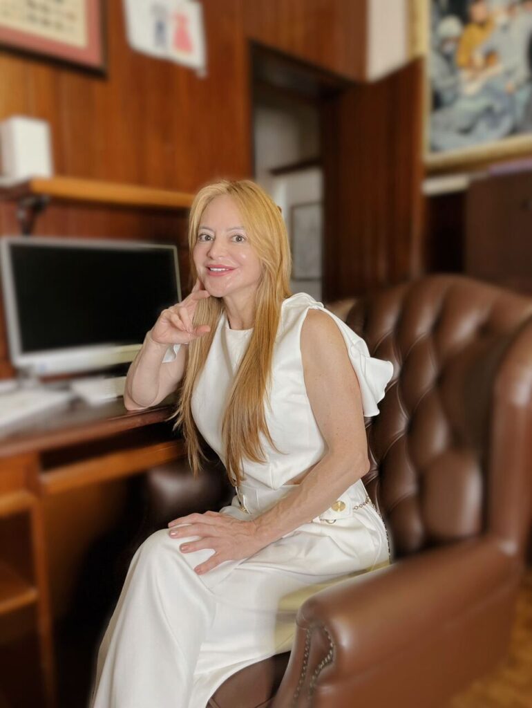 Dra.-Loreta-Canivilo_Easy-Resize.com_-770x1024 Dia Internacional da Luta Contra a Endometriose reforça a importância do diagnóstico precoce e acesso ao tratamento