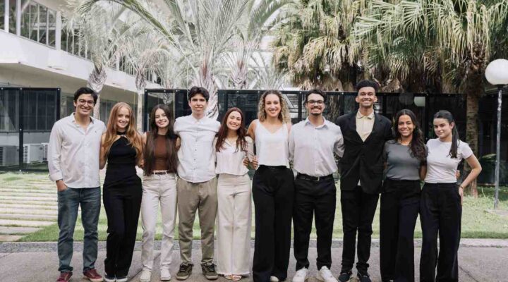 Empresa júnior da UFMG ultrapassa a marca de 900 projetos realizados