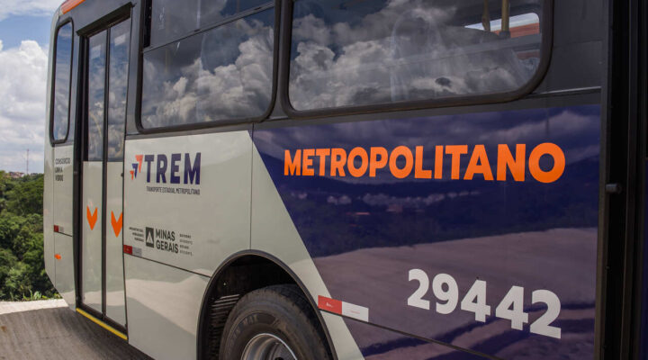 “Uai, que ônibus é esse?”: novo layout da frota metropolitana chama atenção e simboliza nova fase da mobilidade urbana em Minas