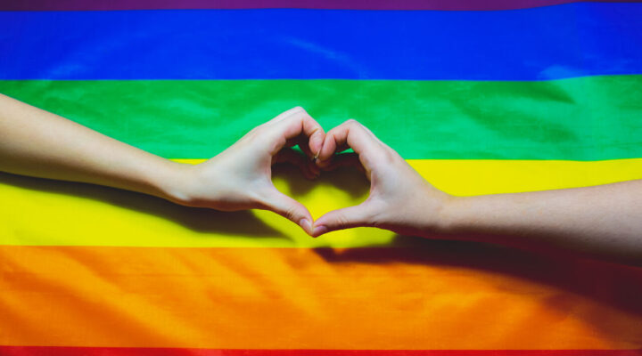 Mês do Orgulho: acolhimento psicológico é essencial para a saúde mental da população LGBTQIA+