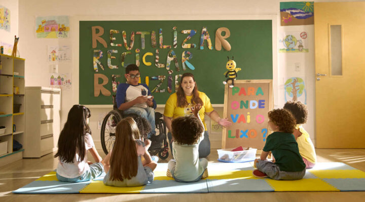 Programa A União Faz a Vida, da Fundação Sicredi, já impactou mais de 5 milhões de estudantes ao longo de 30 anos