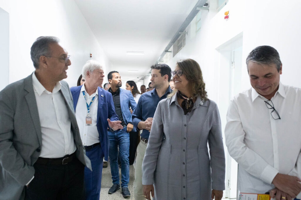Visita-tecnica-as-instalacoes-do-Hospital-Evangelico-de-BH-1_Easy-Resize.com_-1024x682 Hospital Evangélico de BH representa hospitais mineiros em cerimônia do Ministério da Saúde
