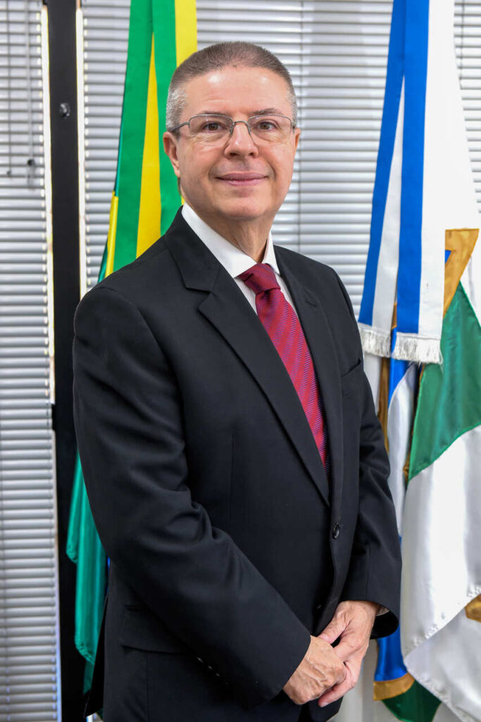 Antonio-Anastasia-2025_Easy-Resize.com_-683x1024 Ministro Antônio Anastasia é convidado do Almoço-Palestra da ADCE-MG do mês de agosto