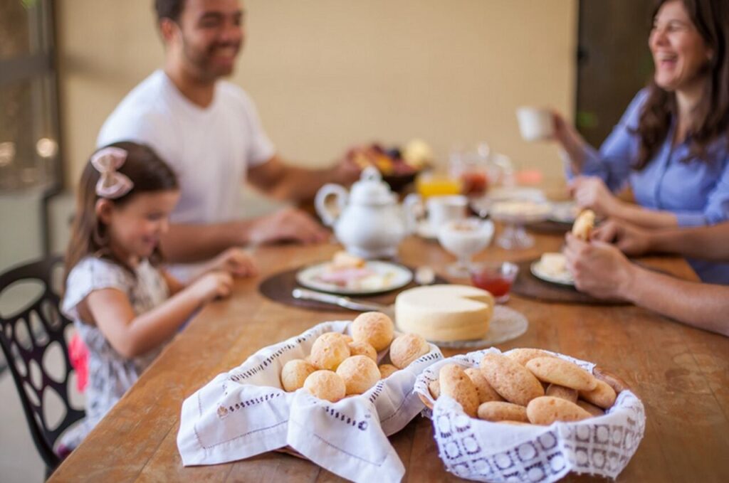 cafe-da-amanha-1024x679 Dia do pão de queijo: tradição, nutrição e afeto à mineira