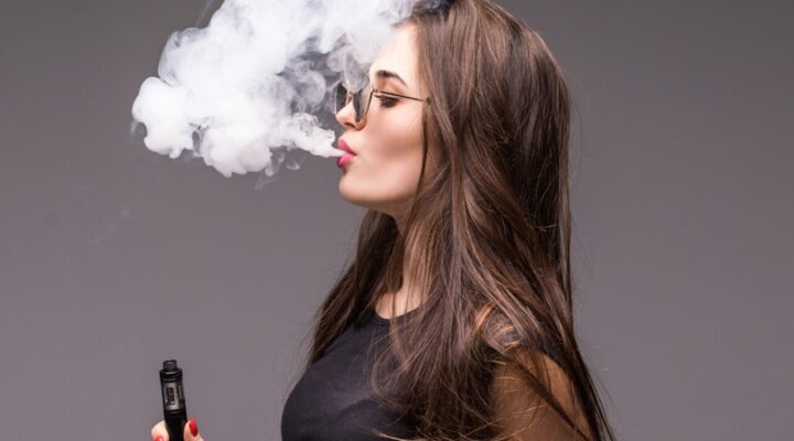 Uso de cigarros eletrônicos por adolescentes em Minas é maior que média nacional