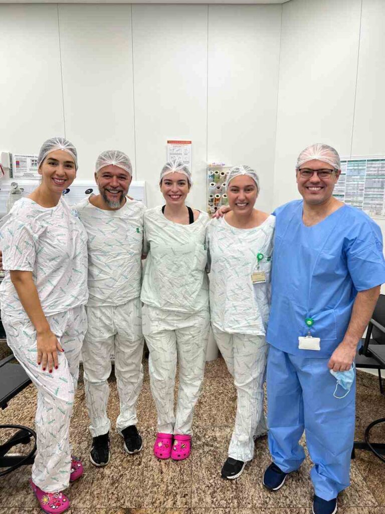 Parte-da-equipe-do-Centro-Pediatrico-de-Alteracoes-Craniofaciais_Easy-Resize.com_-768x1024 Centro de referência da Rede Mater Dei revoluciona o cuidado pediátrico de alterações craniofaciais no Brasil