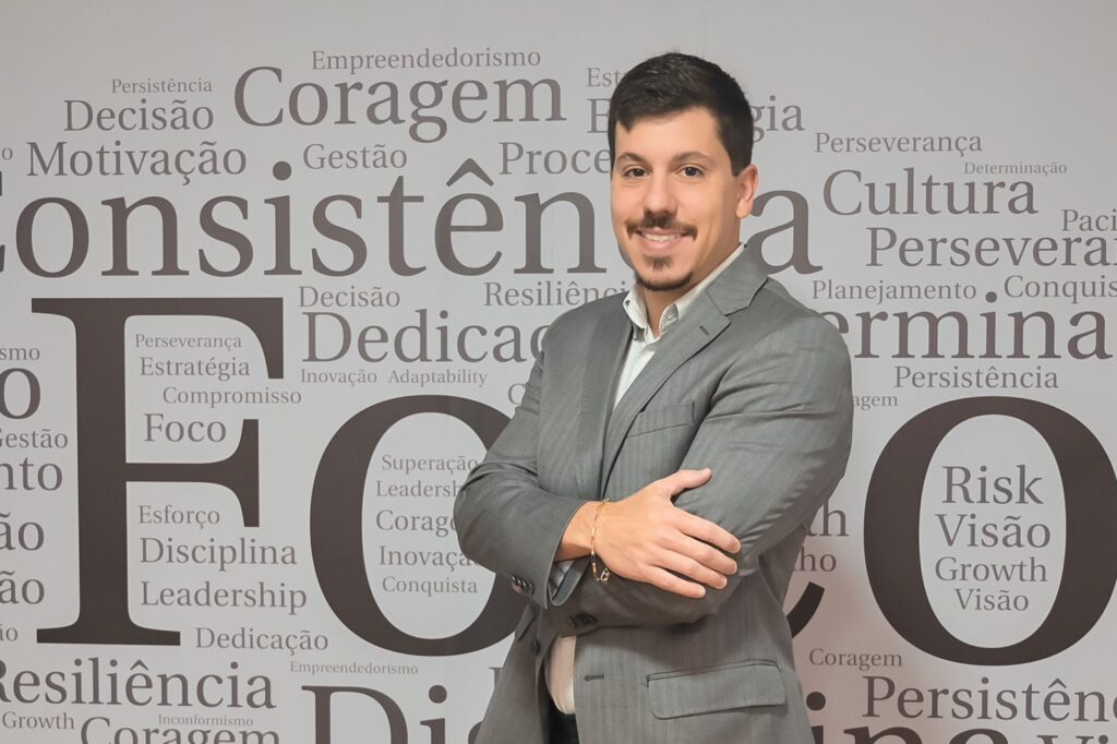 Diogo-Rezende-Meia-Lua-1024x682 Invictus inaugura sua primeira loja física do Brasil em BH