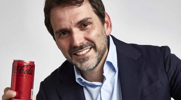 Coca-Cola FEMSA Brasil marca presença na Superminas e apresenta novidades para os supermercadistas mineiros