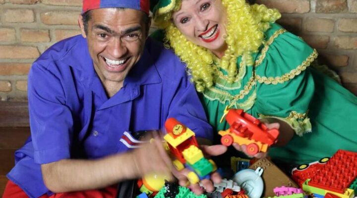 Espetáculo “Jojô e Palito em: Uma cidade de LEGO?” propõe experiência interativa sobre o meio ambiente