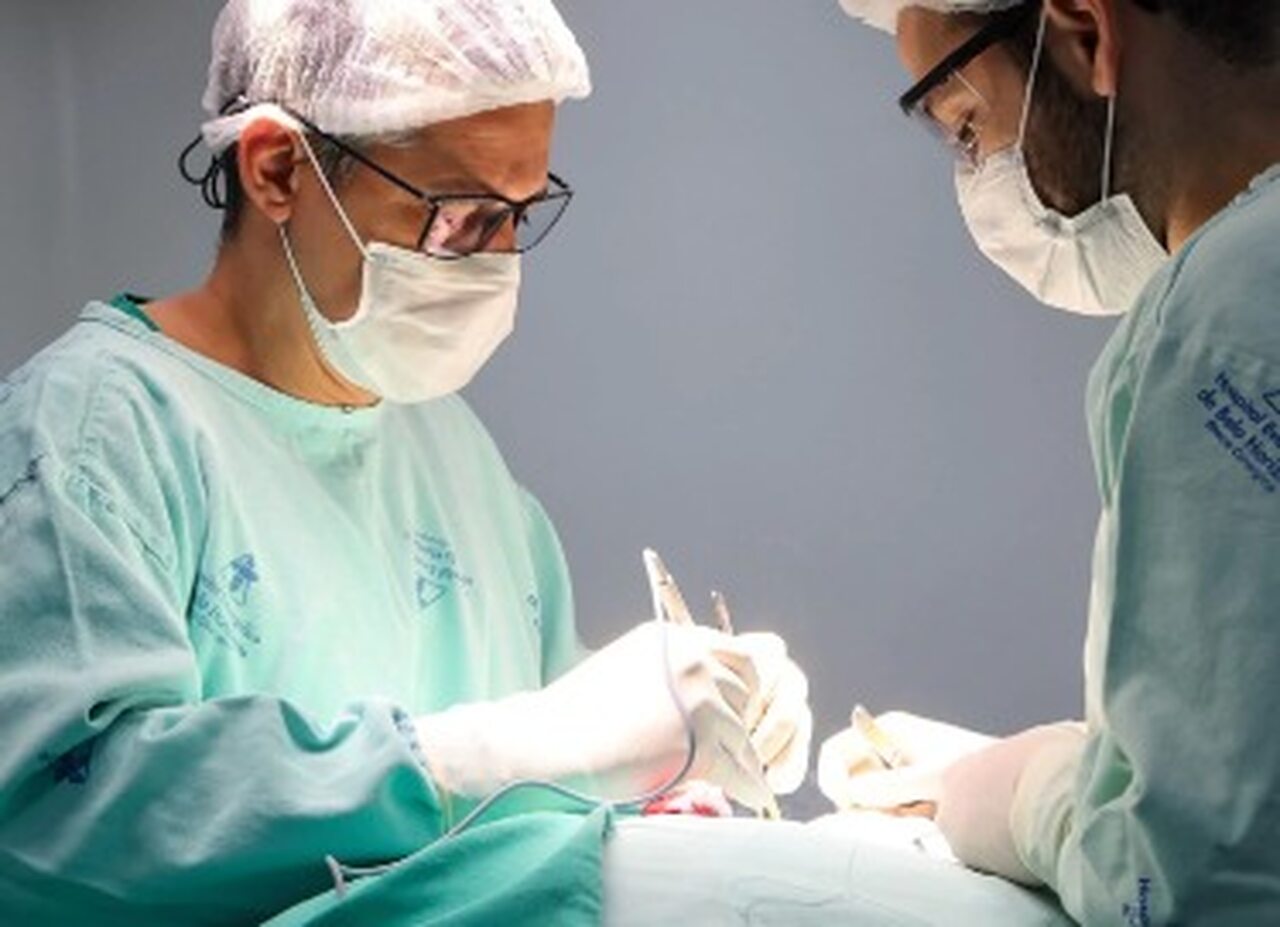 Os-programas-de-Residencia-Medica-do-Hospital-Evangelico-de-BH-oferecem-ambientes-de-aprendizado-para-formar-os-futuros-especialistas_Easy-Resize.com_ Notícias