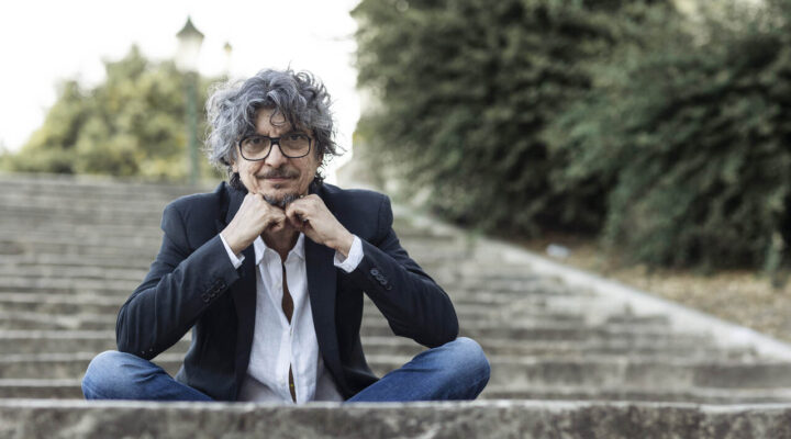 Pedro Luís sobe ao palco do Cine Theatro Brasil em novembro