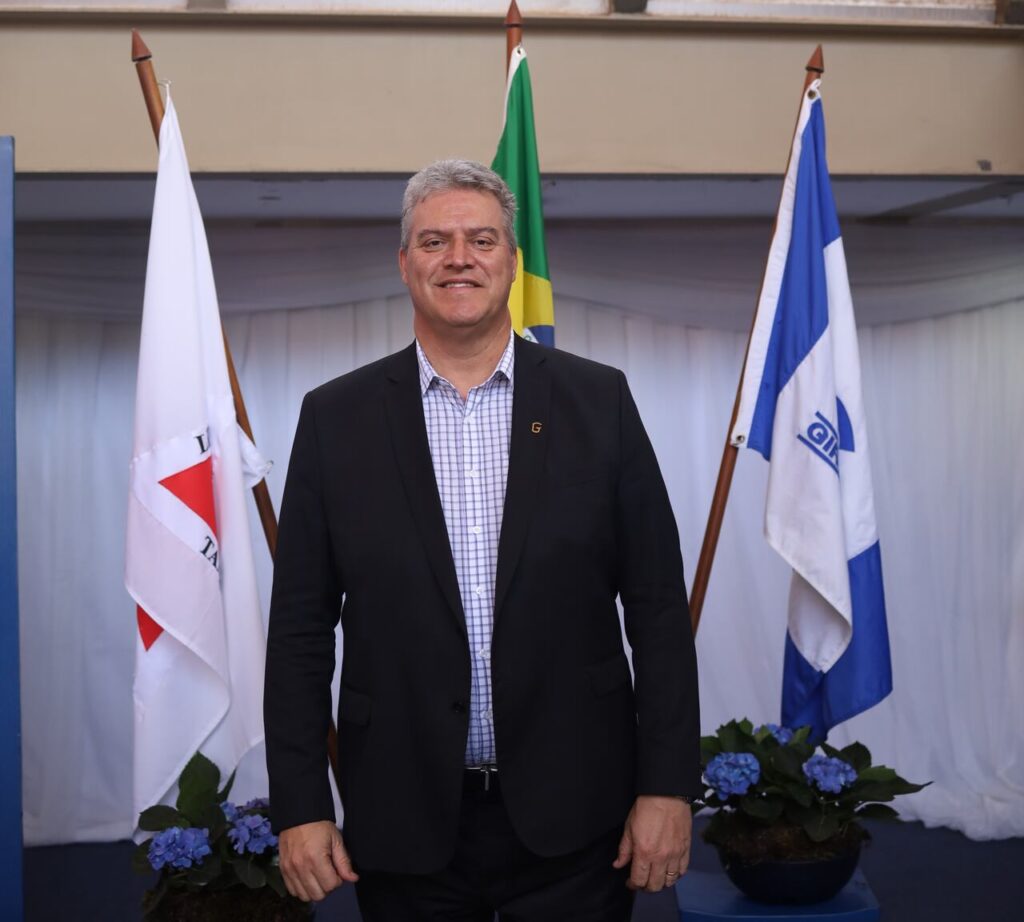 Presidente-eleito-da-Girolando-Alexandre-Larcerda_Easy-Resize.com_-1024x922 Associação de Girolando tem novo presidente