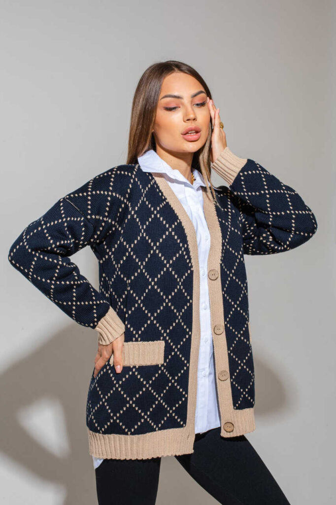 14008_Easy-Resize.com_-682x1024 Dá para montar looks com cardigan?