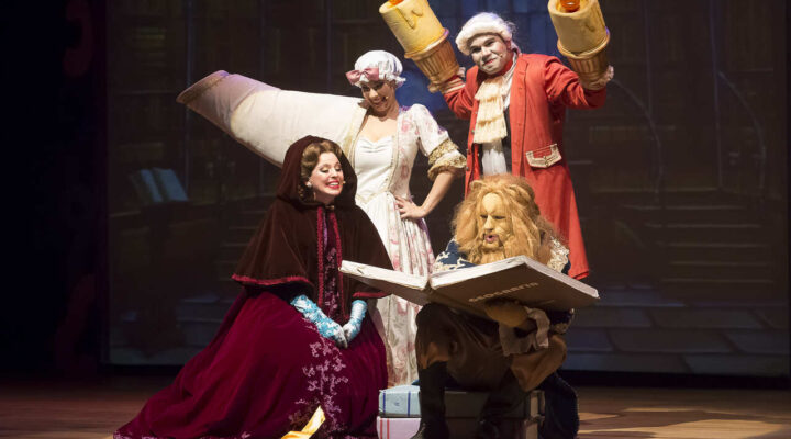 A fantasia do Natal ganha palco no Pátio Savassi