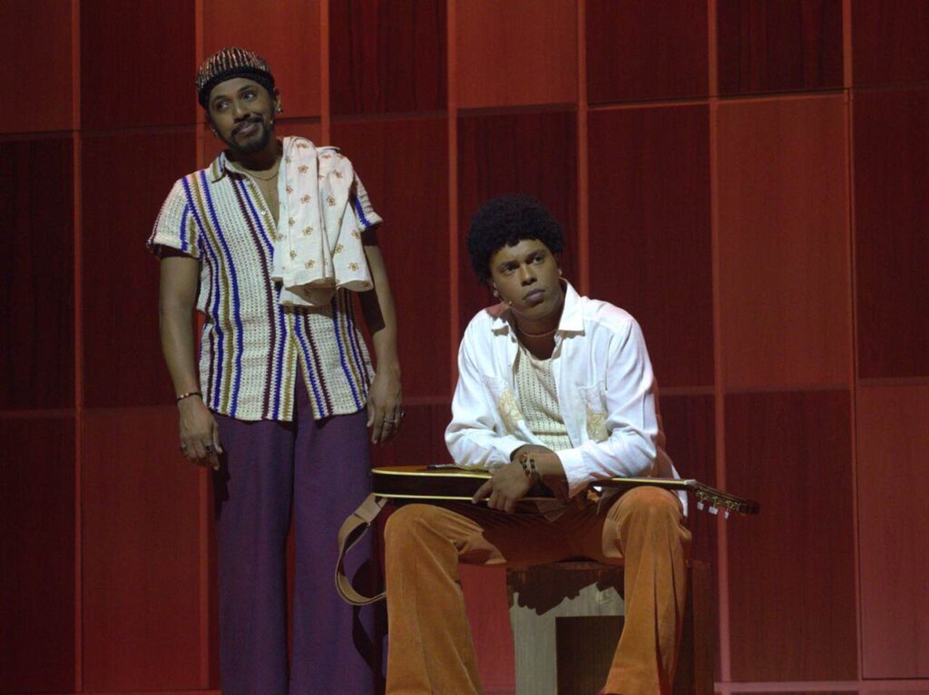 Captura-de-tela-2025-11-28-134254_Easy-Resize.com_-1024x767 Djavan – O Musical: Vidas pra contar" celebra vida e obra do artista alagoano 