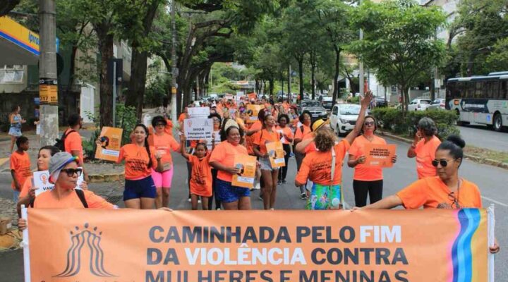 Grupo Mulheres do Brasil promove 8ª Caminhada pelo Fim da Violência contra Mulheres e Meninas 
