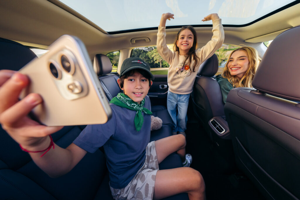 Leap_dia2_familia-1023_Easy-Resize.com_-1024x682 Leapmotor Strada apresenta o futuro da mobilidade inteligente em Belo Horizonte