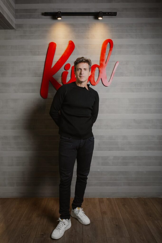 Credito_Cecilia-Neves_na-foto-Alexandre-Level_Easy-Resize.com_-682x1024 Consumo, longevidade e o desafio de representar os "prateados" na propaganda