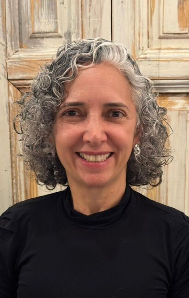 WhatsApp-Image-2025-12-19-at-17.10.03_Easy-Resize.com_-652x1024 Artigo - Os direitos dos temporários no fim do ano