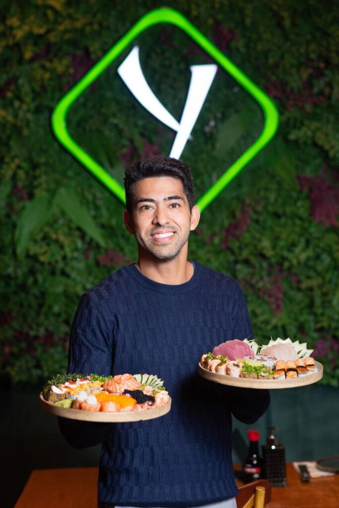 Yakan-2_Easy-Resize.com_-683x1024 Yakan celebra 14 anos e sorteia um ano de rodízio grátis