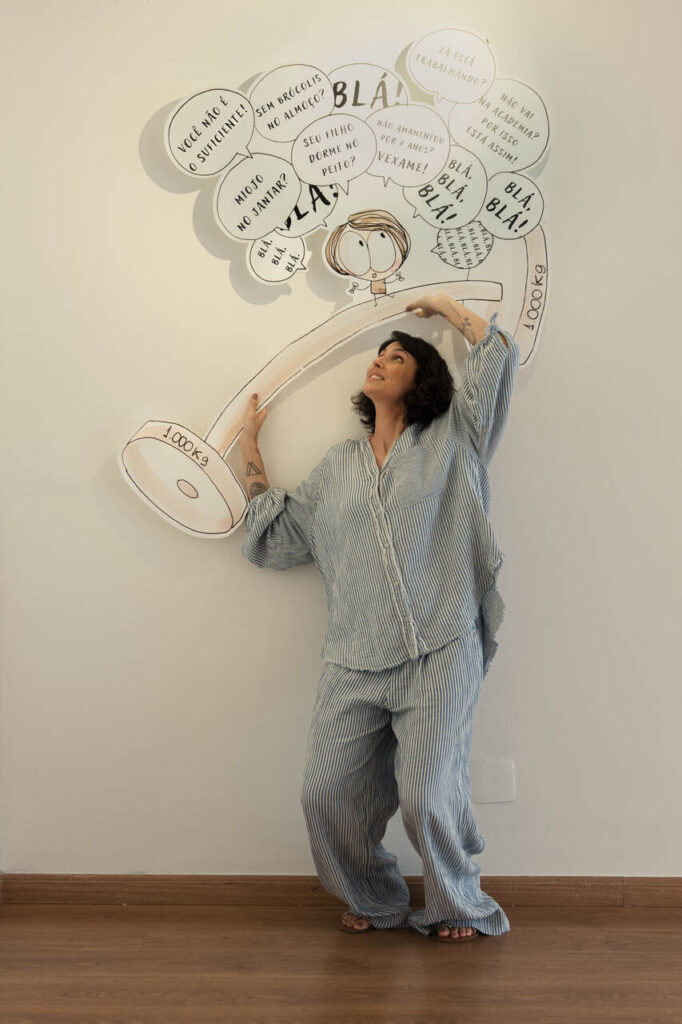 foto-2_Easy-Resize.com_-1-682x1024 DESculpa: exposição de Lu Simão convida mães a rir da própria culpa até ela perder a graça