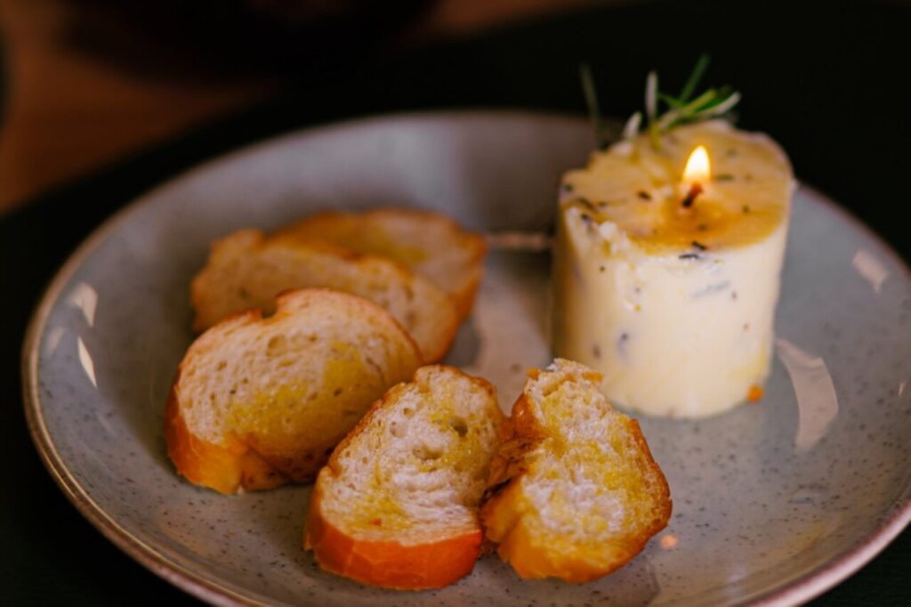 Couvert-do-Maendu-foto-Livia-Bastos-1_Easy-Resize.com_-1024x682 Ibis Savassi exalta a culinária regional com o novo restaurante Maendú – Sabores do Brasil na Savassi, em BH