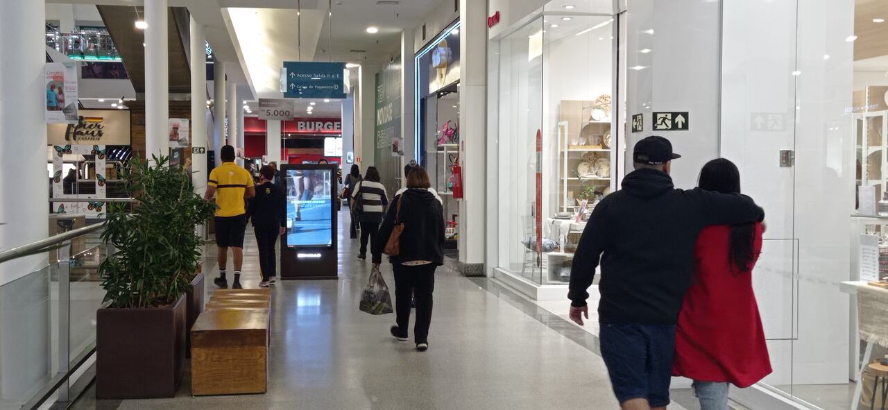 Fluxo-de-pessoas_Cred.-Shopping-Del-Rey-1_Easy-Resize.com_ Notícias