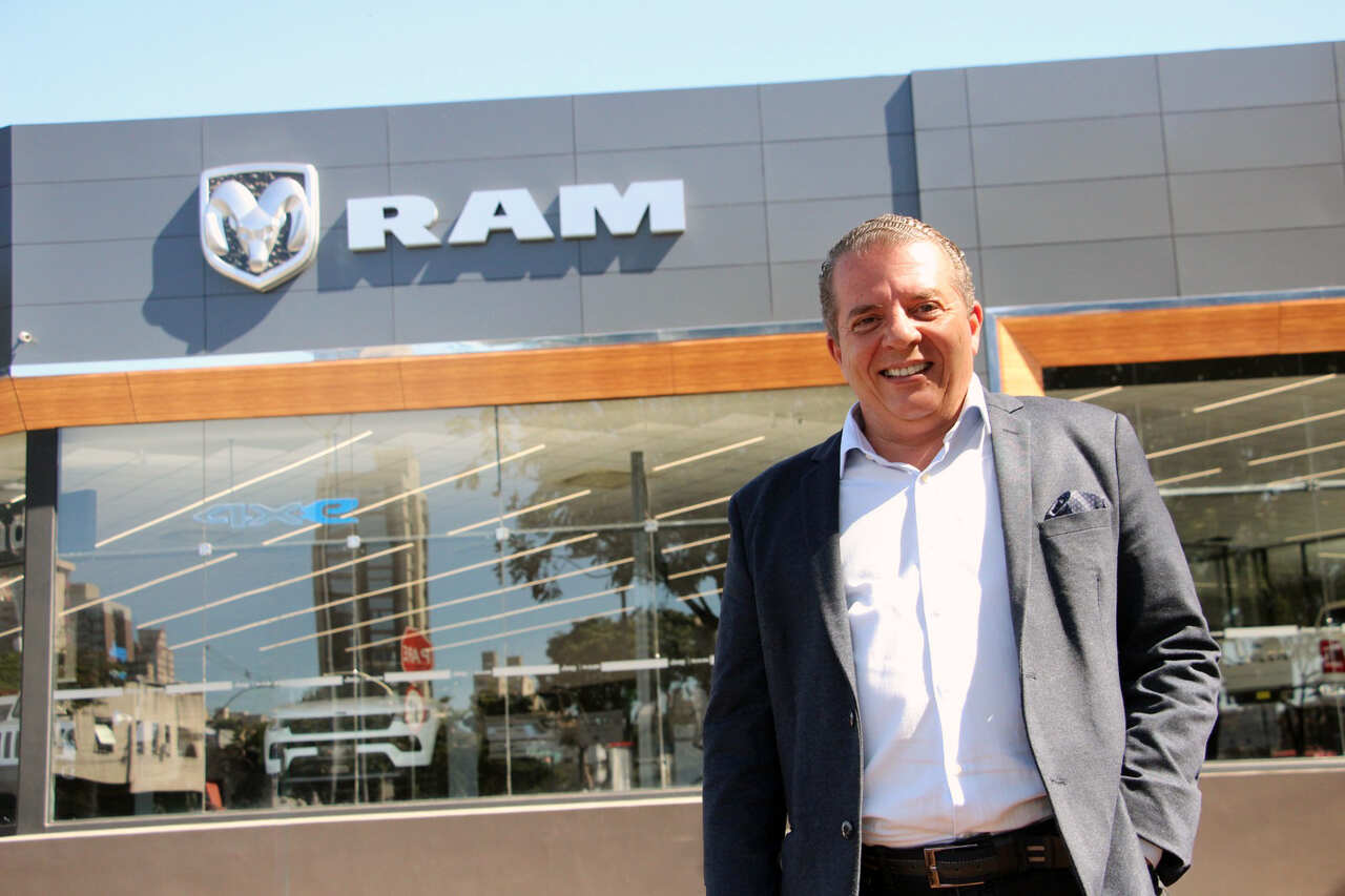 Miguel-Albino-diretor-da-Jeep-Ram-credito-Grupo-Carbel-divulgacao-.jpg_Easy-Resize.com_ Notícias