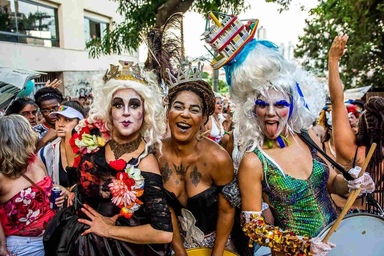 Bloco-Corte-Devassa-4-Foto-Ronaldo-Oliveira_Easy-Resize.com_ Notícias