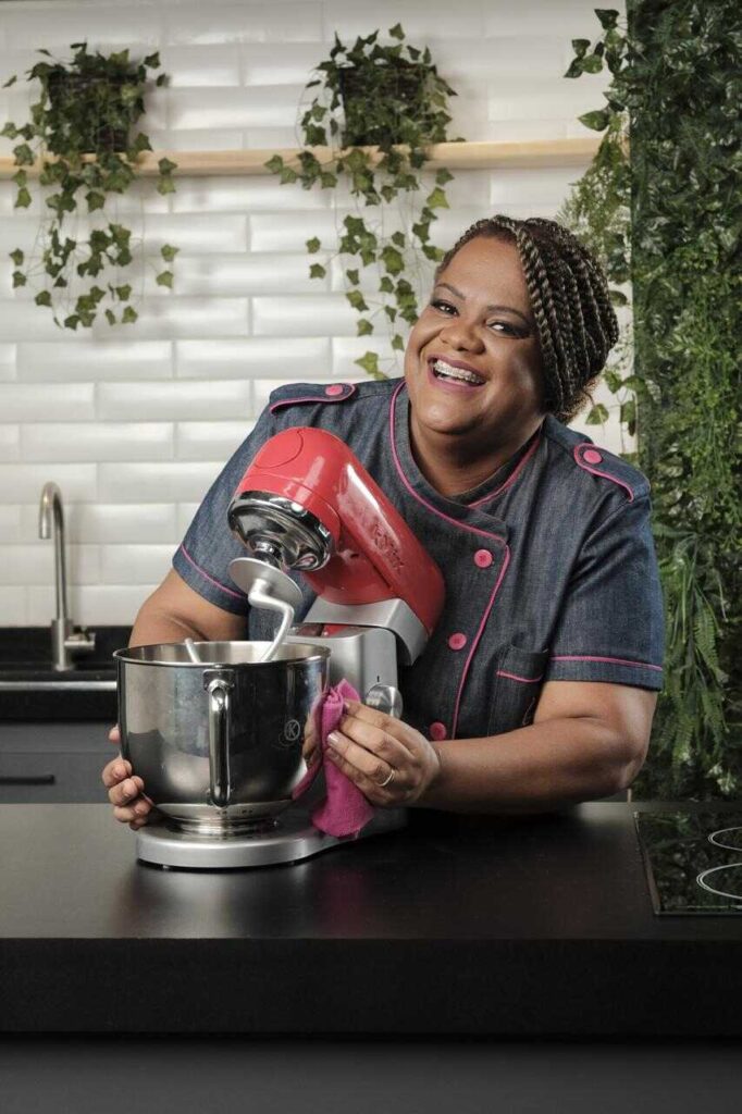 Dani-Formigueiro-Credito-Divulgacao1_Easy-Resize.com_-682x1024 Confeitar Brasil: BH recebe o maior evento de confeitaria com foco em empreendedorismo feminino do país