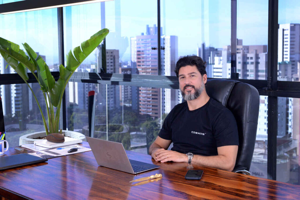 Daniel-Katz-CEO-DO-GRUPO-KATZ_Easy-Resize.com_-1024x683 Primeira casa de alto padrão do país construída com impressão 3D é entregue em Minas Gerais