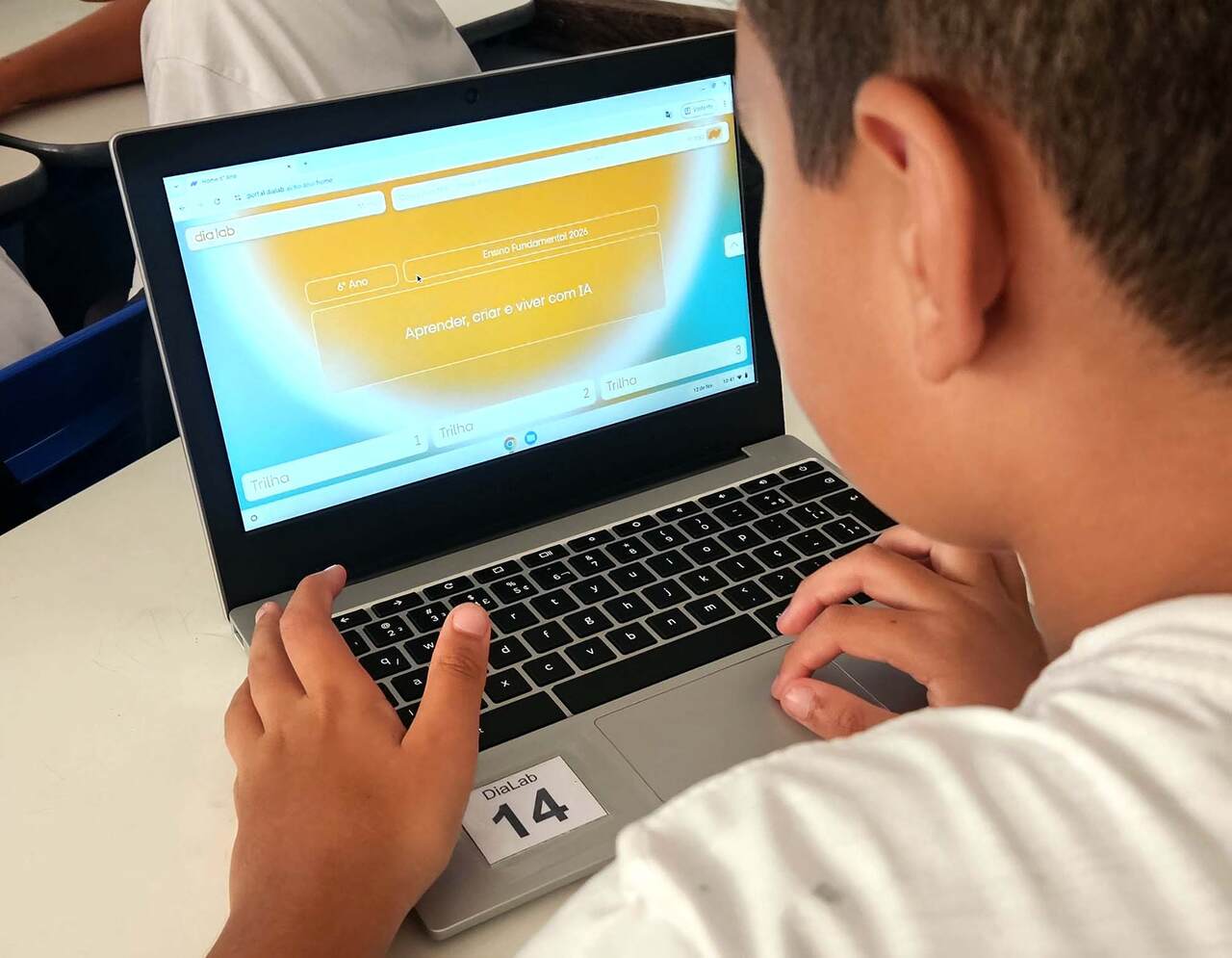 Estudante-Coleguium_DiaLab_foto-Divulgacao_Easy-Resize.com_ Notícias