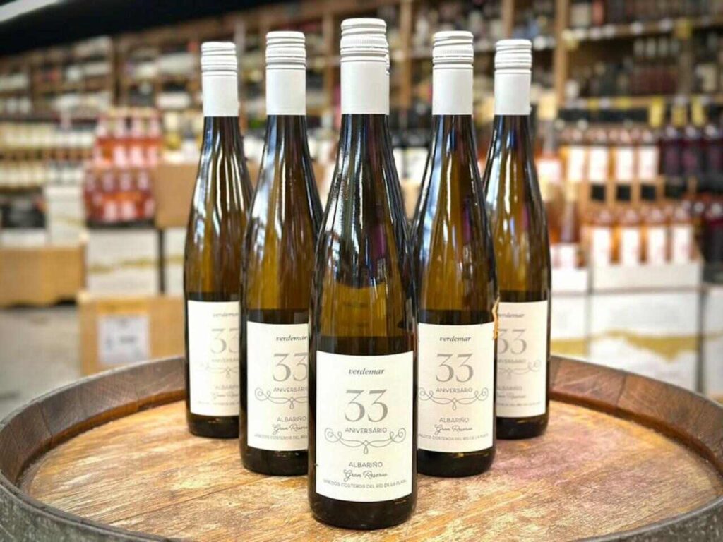 Albarino-33-Anos-Gran-Reserva-foto-Divulgacao-Verdemar-2_Easy-Resize.com_-1024x768 Verdemar completa 33 anos e presenteia clientes com sorteio de três BMWs X 1 20i GP, novos produtos e ofertas