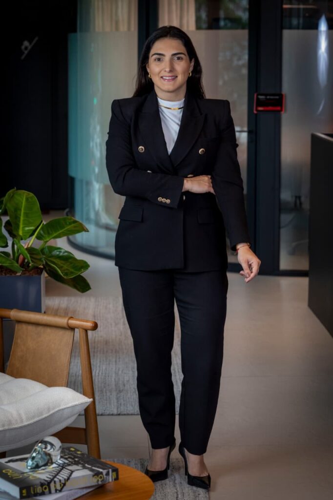 Marcela-Torres-682x1024 Especialista alerta para erros comuns no Imposto de Renda que podem levar à malha fina