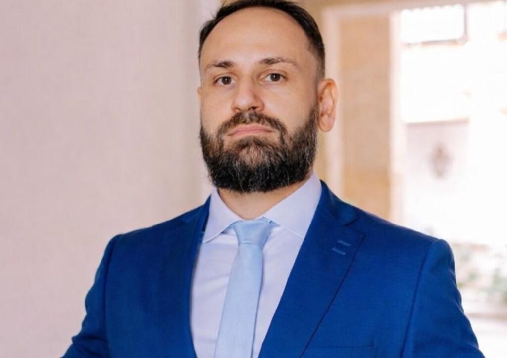 TEXTO-2-_Tchalton-Amador-Correa-Diretor-Operacional_Easy-Resize.com_-1024x724 Edtech médica AproveMed aposta em tecnologia e saúde mental para disputar mercado de preparatórios no Brasil