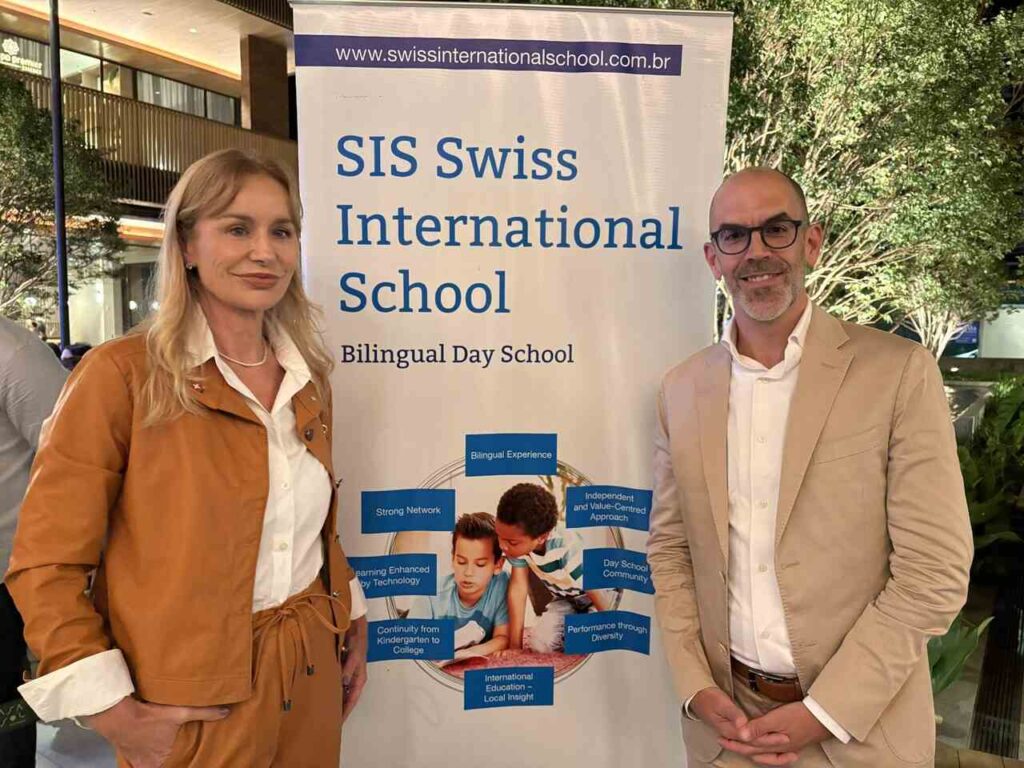 Astrid-Boller-e-Andrea-Furgler_Easy-Resize.com_-1024x768 Rede suíça de ensino prepara chegada a Belo Horizonte com encontro exclusivo para pais