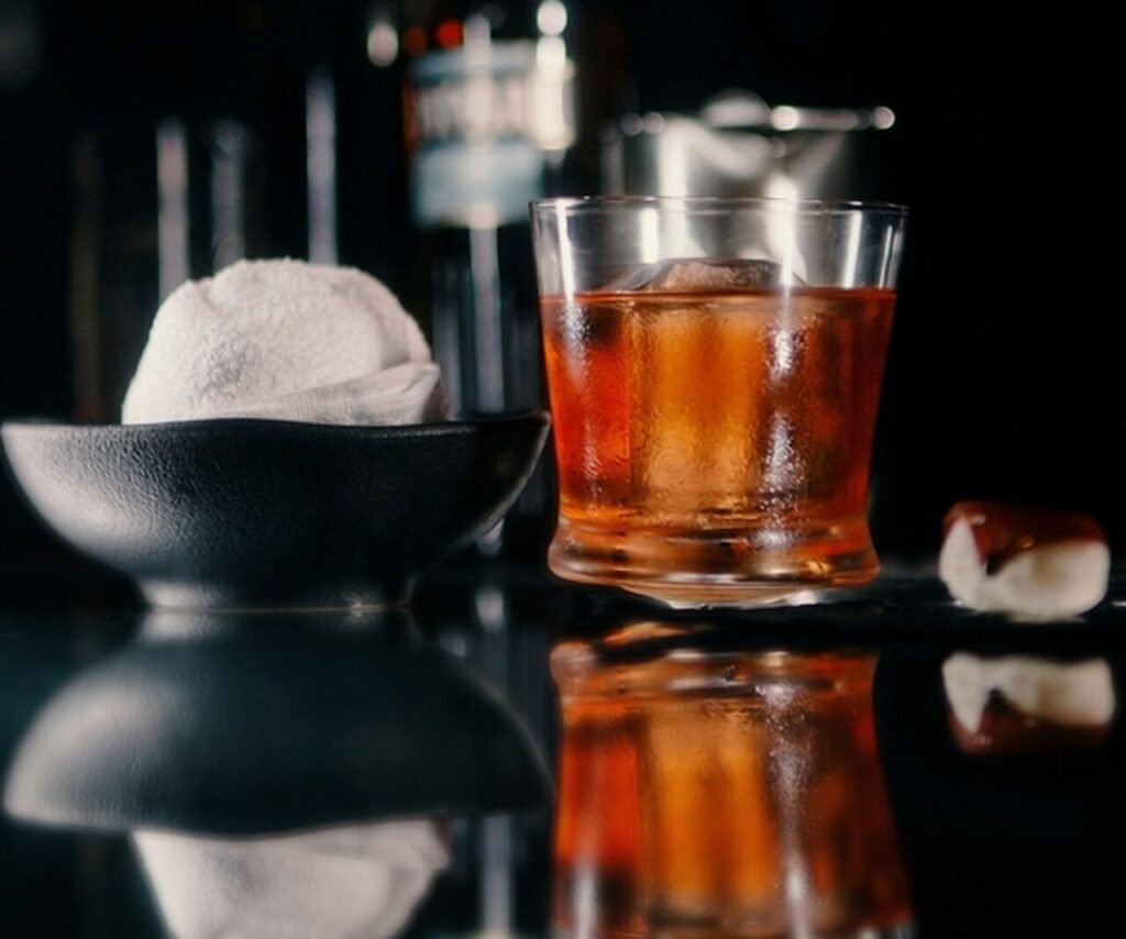 Mixologia Raiz: mineiros já podem conhecer e torcer pelo drink “Aka”, representante do estado na Campari Bartender Competition 2026
