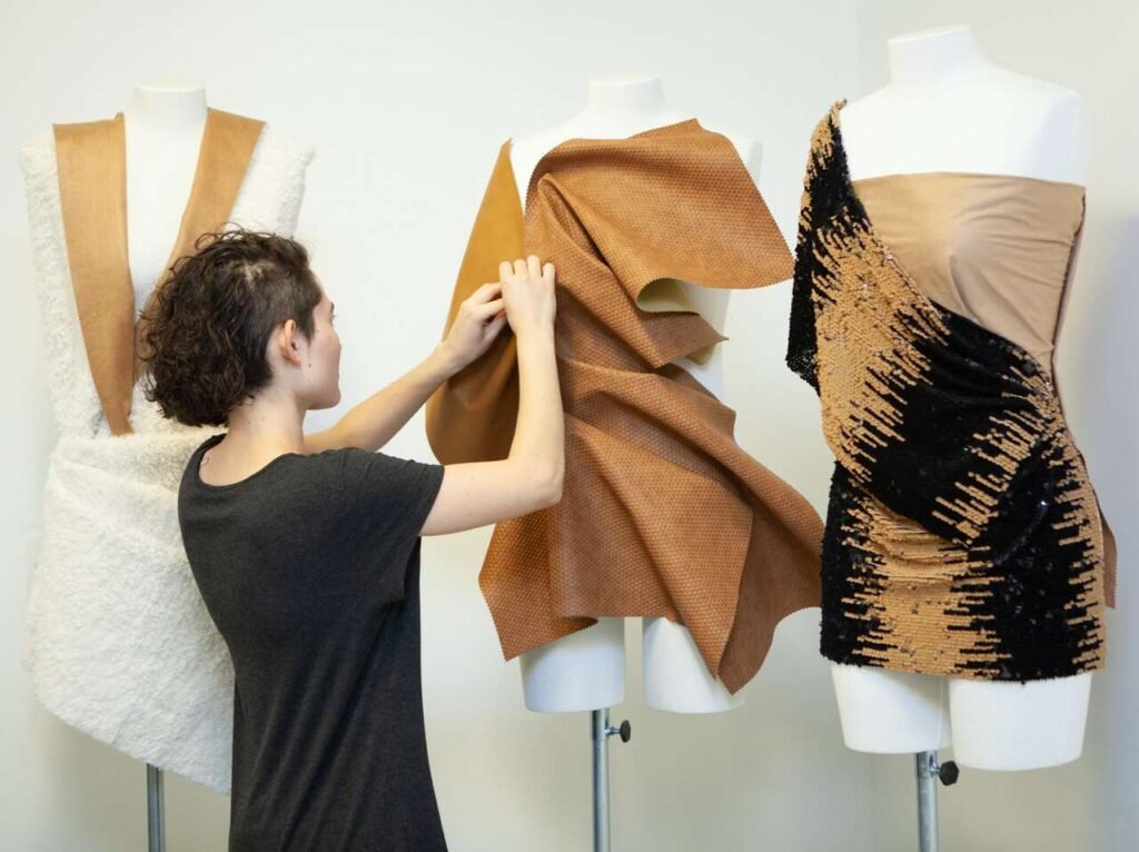 Casa Marina prorroga inscrições para cursos gratuitos de Moda e Cultura Digital para mulheres em Belo Horizonte