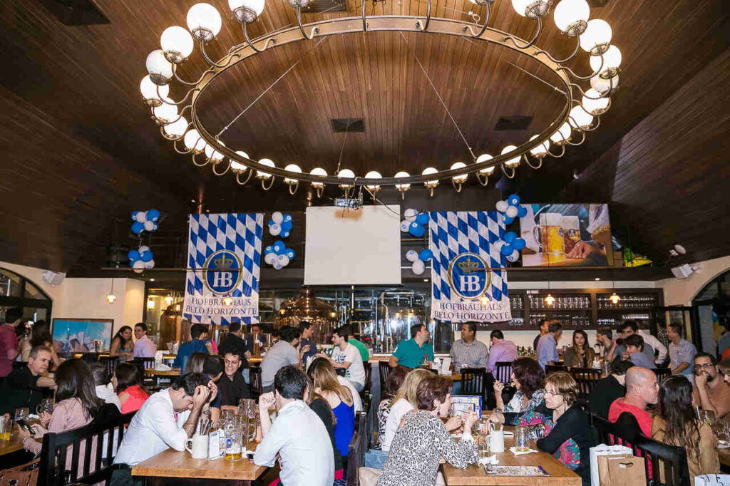 Hofbrauhaus-por-Carol-Thusek--1024x682 Hofbräuhaus München celebra 10 anos no Brasil com plano de expansão e abertura de franquias