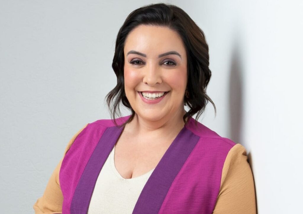 Janaina-Fidelis_Credito-Letiica-Mansur_Easy-Resize.com_-1024x724 Liderança silenciosa: o poder de influenciar sem protagonismo