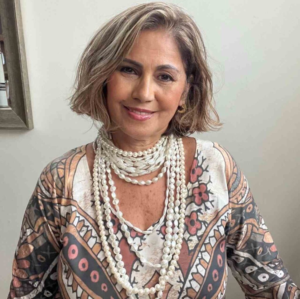 Lazara-1_Easy-Resize.com_-1024x1022 Entre desafios e conquistas: como a trajetória de superação transformou Lázara Ferreira em referência em BH