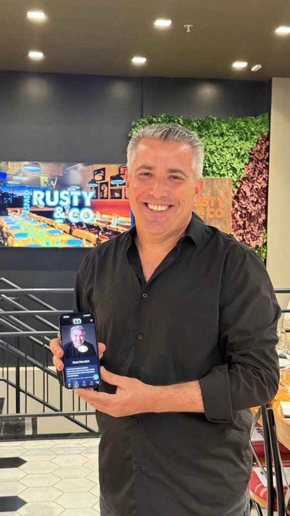 Rusty Marcellini lança aplicativo com curadoria gastronômica, receitas e roteiros de viagem